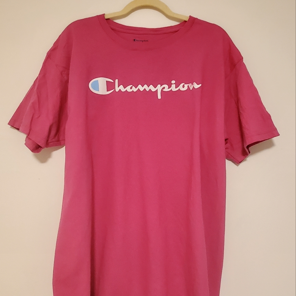 Champion t-shirt